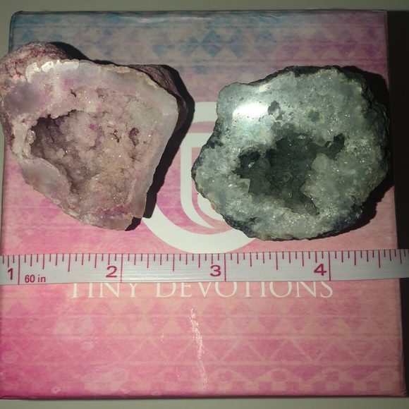 Agate Miniature Colored Geode / Bundle of 4 - Picture 9 of 12